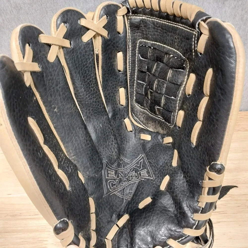 Adidas Youth Baseball Glove Eazy Close Synthetic Leather 11.5 Inch Black Tan